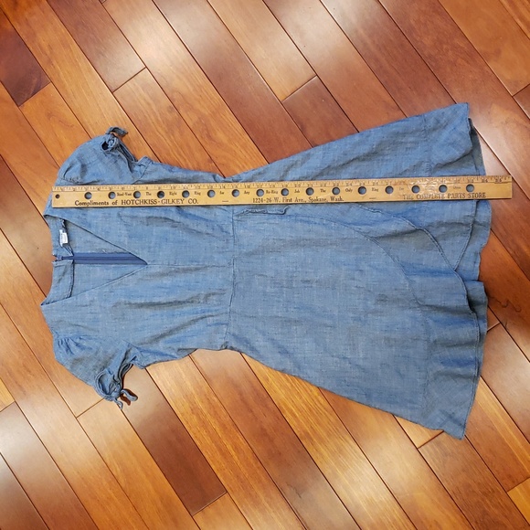 J. Crew Cotton dress, ruffle detail at hem, ties at cap sleeves. Women's 4 - Picture 4 of 11